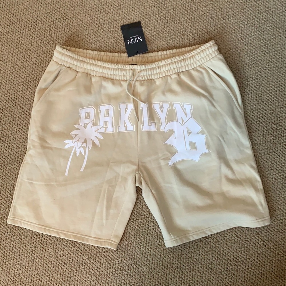 Boohoo shorts XL